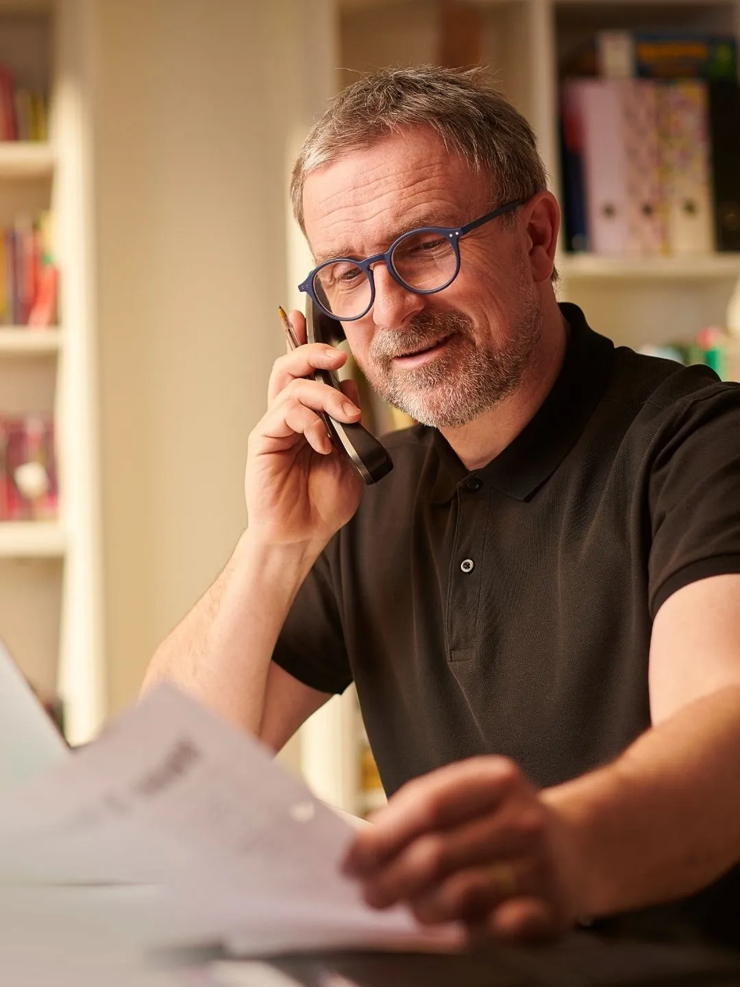 3 copies of Leading Authentically in the Age of AI Report